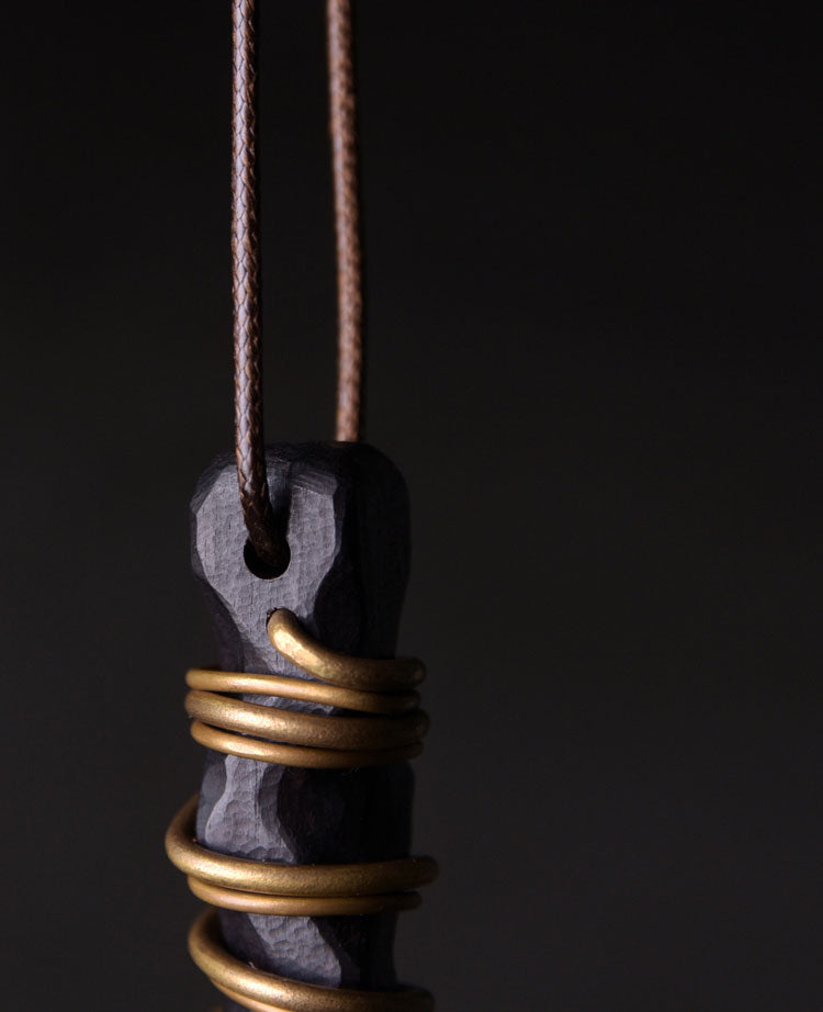 【Wild Armor】Black Ebony Necklace