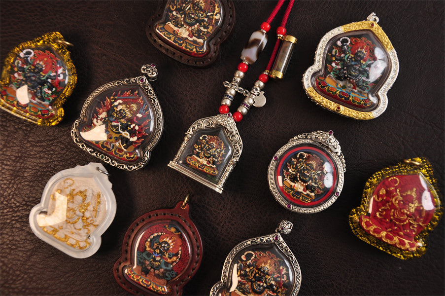 【Soul hand painting】Tibetan hand painted Buddha Pendant