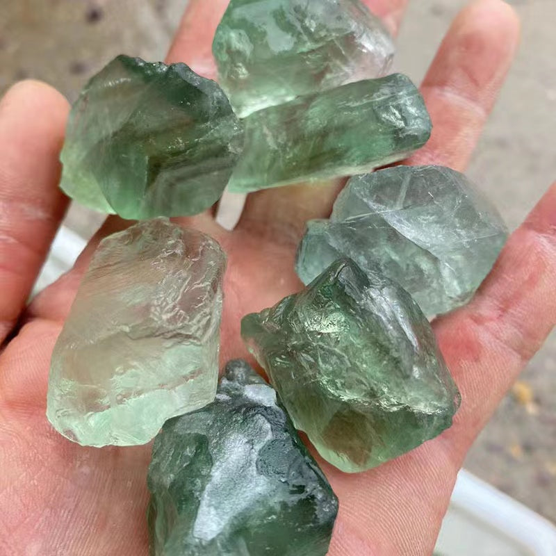 【Green Wild Vitality】Green Crystal Spider Web Necklace